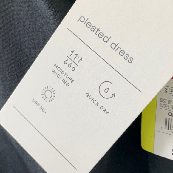 All In Motion - Women's Pleated Active Dress Size M - Picture 8 of 15